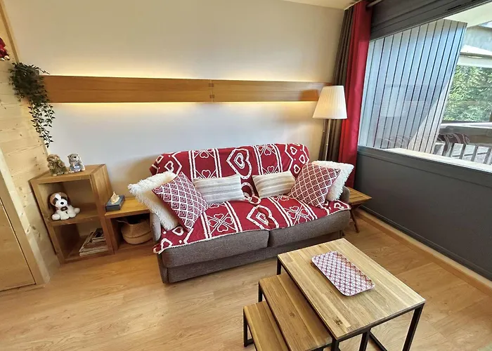 Appartement A Avec Parking Souterrain Et Casier A Skis - Fr-1-597-189 *